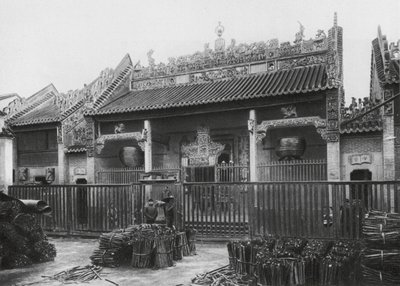 Pinglofu, Kuangsi, město Pinglo na řece Kuej, Kantonský klub (čb fotografie) od Ernst Boerschmann