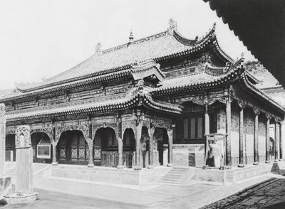 Wu tai shan, Hien tung sze, Shansi, Velká modlitební síň (čb fotografie) od Ernst Boerschmann