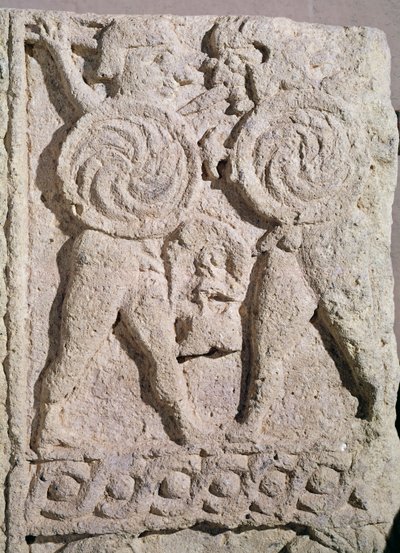 Detail náhrobku s kamenem dvou válečníků od Etruscan
