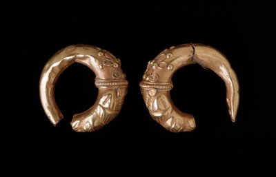 Zlaté náušnice, 450-400 př. Kr od Etruscan