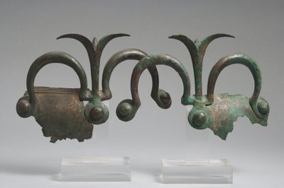 Rukojeti (bronzové) od Etruscan