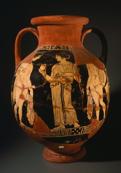 Pelike od malíře Sommavilla s dívkou představující granátové jablko (zrekonstruované). Červenofigurová keramika z Orvieta (Umbrie). Etruská civilizace, 4. století před naším letopočtem. od Etruscan