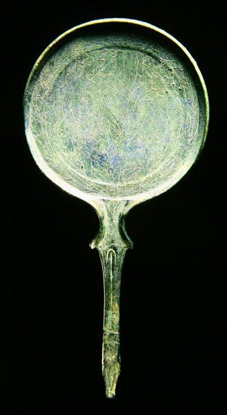 Zrcadlo s vyřezávaným zdobením (bronz) od Etruscan Etruscan