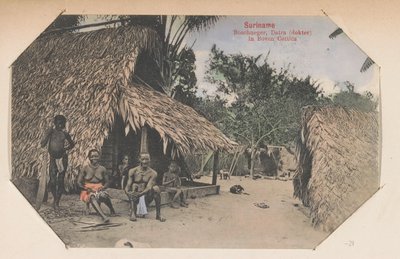 Maroons před jejich domem Surinam Bushnegro, Datra (lékař) v Boven Cottica (titul na předmětu) od Eugen Klein