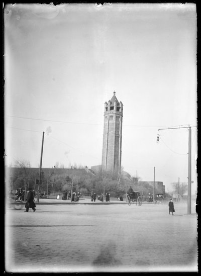 Pohled na Eastern Parkway s výhledem na Brooklyn Museum, cca 1903-10 (dusičnan negativní) od Eugene Wemlinger