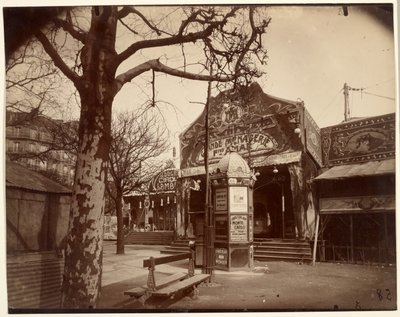 Fête Vaugirard (pouliční jarmark a stánek) od Eugène Atget