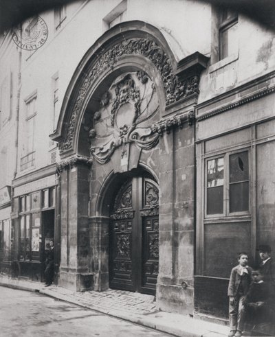 Hotel Chalons Luxembourg, Rue Geoffroy LAsnier, 4th Arrondissement, 1898 od Eugène Atget