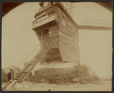 Montmartre, Moulin de la Galette, Rue Lepic od Eugène Atget
