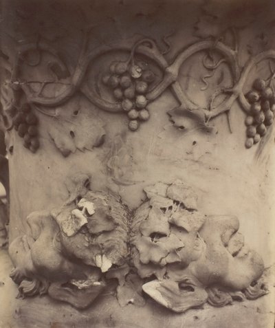 Versailles, Detail vázy, 1906. od Eugène Atget