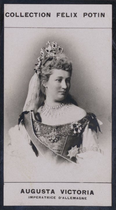 Augusta-Victoria, německá císařovna (1858) (černobílá fotografie) od European Photographer