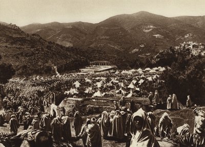 Moulay-Idris, tábor poutníků (č/b foto) od European Photographer