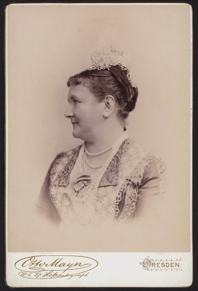 Portrét, Poslední královna Saska, dříve švédská princezna Carol (černobílá fotografie) od European Photographer