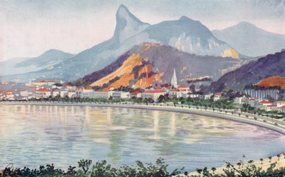 Část Botafogo v Riu na třídě Bay-side s výhledem na horu Corcovado (barevná fotografie) od European School