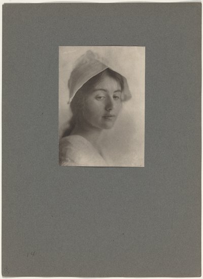 Studijní hlava,1910 (foto) od Eva Watson