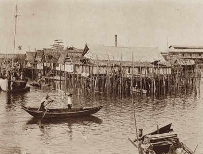 Rybářské domy na hromadách nad vodou, Singapur (černobílá fotografie) od Ewing Galloway