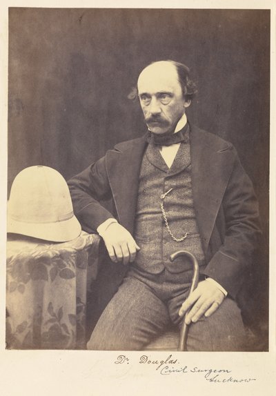 [Dr. Douglas, civilní chirurg, Lucknow] od Felice Beato