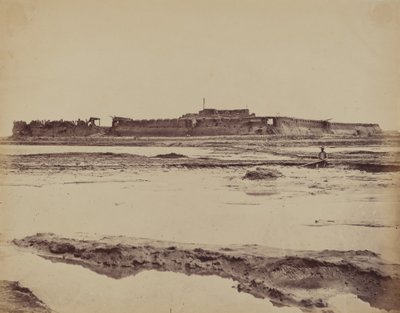 Exteriér pevnosti North Taku na řece Peiho, ukazující anglický a francouzský vchod, 21. srpna 1860. od Felice Beato