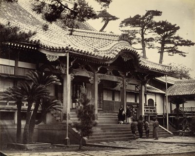 Hlavní síň v chrámu Daionji, Nagasaki od Felice Beato