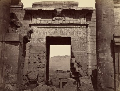 Detaily vstupní brány do chrámu, Medinet Habu od Félix Bonfils