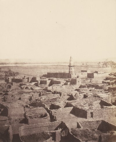 Edfu, Obecný aspekt města viděný z centrální platformy Py..., 1851-52, tištěno 1853-54. od Félix Teynard