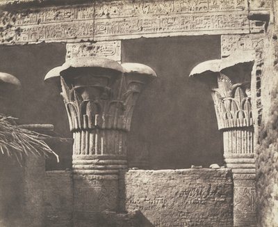 Esneh Latopolis, Sandy Construction - Architrave, Shafts and Capitals, 1851-52. od Félix Teynard