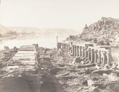 Ostrov Fileh Philæ, Celkový pohled převzatý z bodu I, Na platformě..., 1851-52, tištěno 1853-54. od Félix Teynard