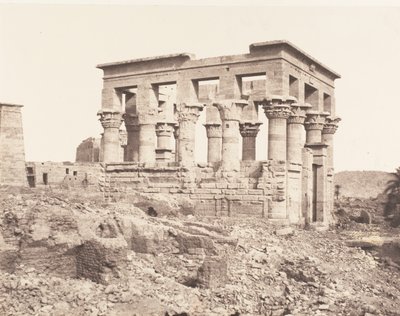 Ostrov Fileh Philae, východní blok - boční pohled z bodu D, 1851-52, tištěno 1853-54. od Félix Teynard