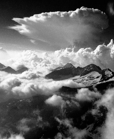 Výstup na Breithorn, vrchol pohoří Monte Rosa. od Fosco Maraini
