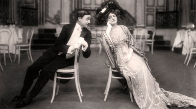 Lily Elsie a Joseph Coyne ve Veselé vdově, 1907. od Foulsham and Banfield