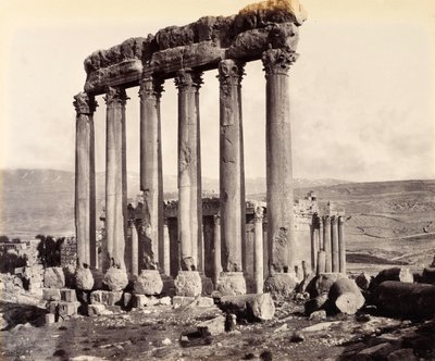 Zříceniny chrámu Slunce a Jupiterova chrámu, Baalbek od Francis Bedford