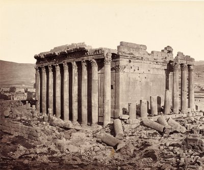Jupiterův chrám, Baalbek, ze severozápadu od Francis Bedford