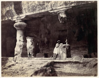 Elephanta z Vodní jeskyně, záliv Coombe Martin, Watermouth od Francis Frith