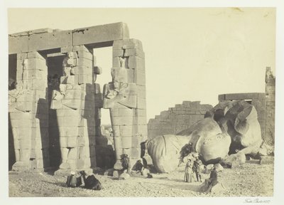 Osiris Pillars a Great Fallen Colossus, v Memnonium, Théby, 1857. od Francis Frith