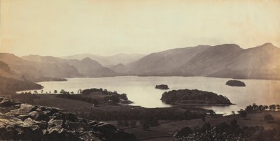 Jezero poblíž Derwentwater ve Velké Británii. od Francis Frith