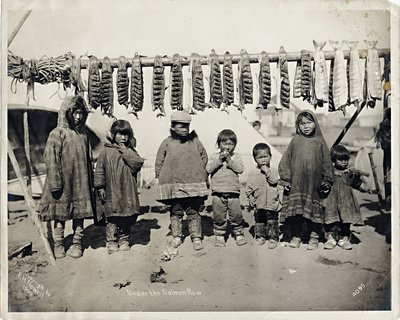 Pod Salmon Row od Frank H. Nowell