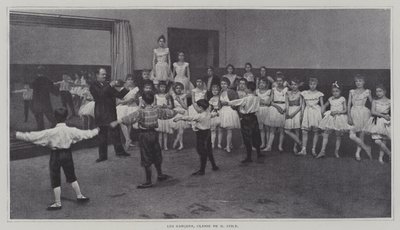 Chlapci v baletní třídě (černobílá fotografie) od French Photographer