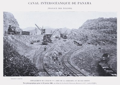 Panama Interoceanic Canal, Lock Works (černobílá fotografie) od French Photographer