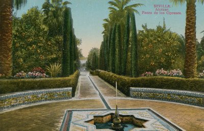 Cypress Walk, Alcazar, v Seville, Španělsko. Pohlednice odeslána v roce 1913. od French Photographer