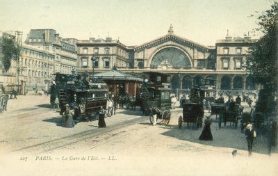 Gare de Paris-Est, Paříž (barevné foto) od French Photographer