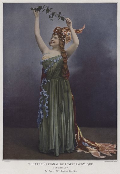 Georgette Brejean-Graviere jako víla v Cendrillonu (barevné foto) od French Photographer