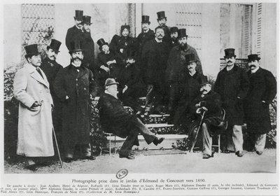 Skupina v zahradě Edmonda Huota de Goncourt, kolem roku 1890 od French Photographer