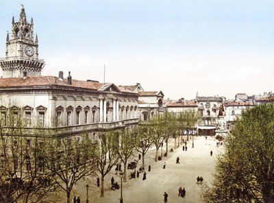 Radnice Avignonu a Place de l