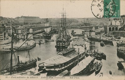 Vojenský přístav v Brestu, Francie. Pohlednice odeslána v roce 1913. od French Photographer