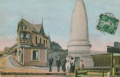 Pain de sucre (památník cukrové homole) v Sainte-Adresse poblíž Le Havre. Mauzoleum postavené na památku Charlese Lefebvre-Desnouettese. Pohlednice odeslána v roce 1913. od French Photographer