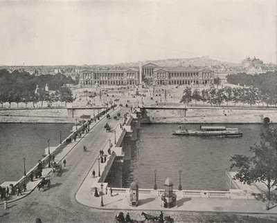 Paříž: Pohled na Place de la Concorde, při pohledu na sever (černobílá fotografie) od French Photographer