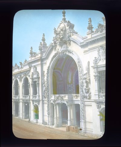 Pařížská expozice: Palác dekorativních umění, Paříž, Francie, 1900 (sklíčko s lucernou) od French Photographer