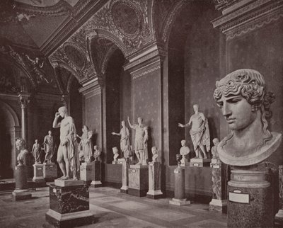 Paříž: Augustova galerie, muzeum Louvre (černobílá fotografie) od French Photographer