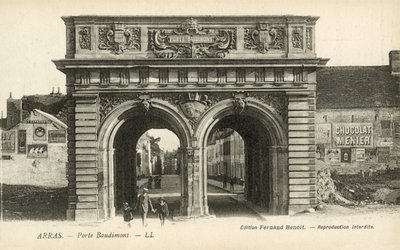 Baudimont Gate, Arras (černobílá fotografie) od French Photographer