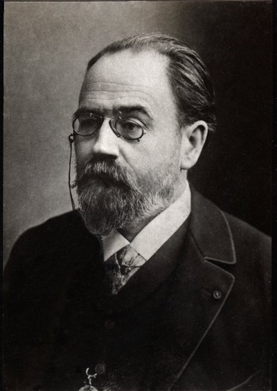 Portrét Emila Zoly (1840-1902), francouzského spisovatele. od French Photographer