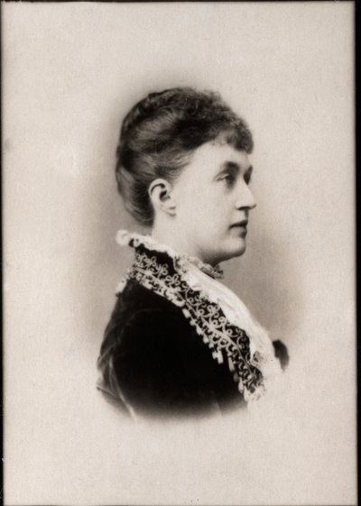 Portrét princezny Adelheid Marie z Anhalt Dessau (1833-1916), velkovévodkyně lucemburské. od French Photographer